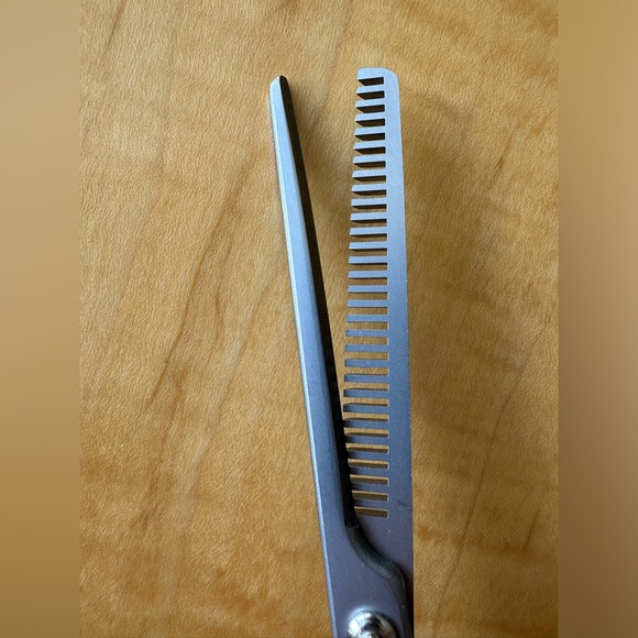 Thinning Scissors - Picture 4 of 5